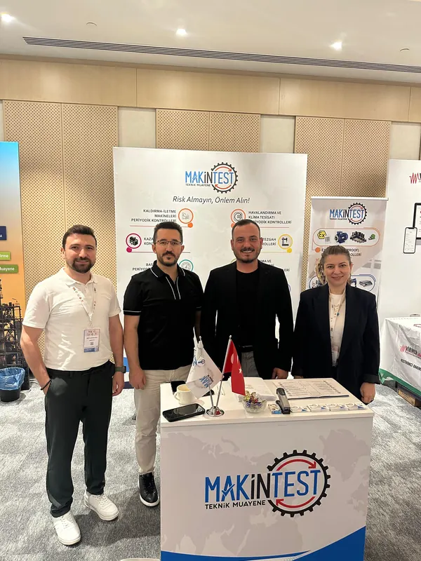 Makintest standında Çorlu Çözüm Sempozyumu katılımcıları